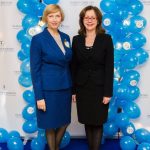 VVF dekanė Danutė Rasimavičienė ir LKPA prezidentė Roma Kriaučiūnienė fakulteto gimtadienio šventėje.